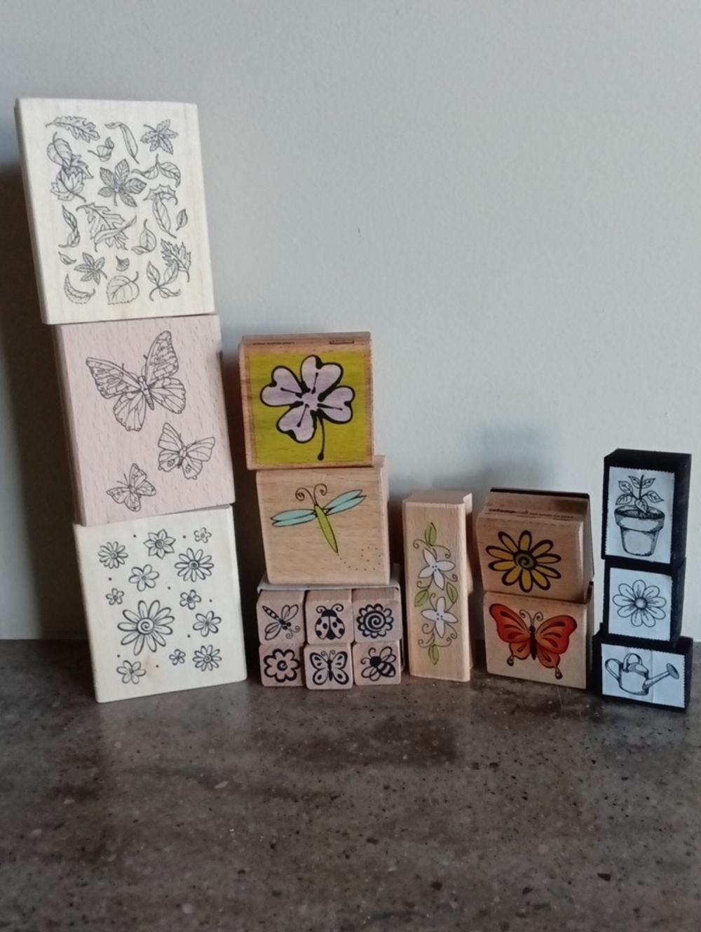14 Flower & Insect Themed Wood Mount Rubber Stamps - Preowned